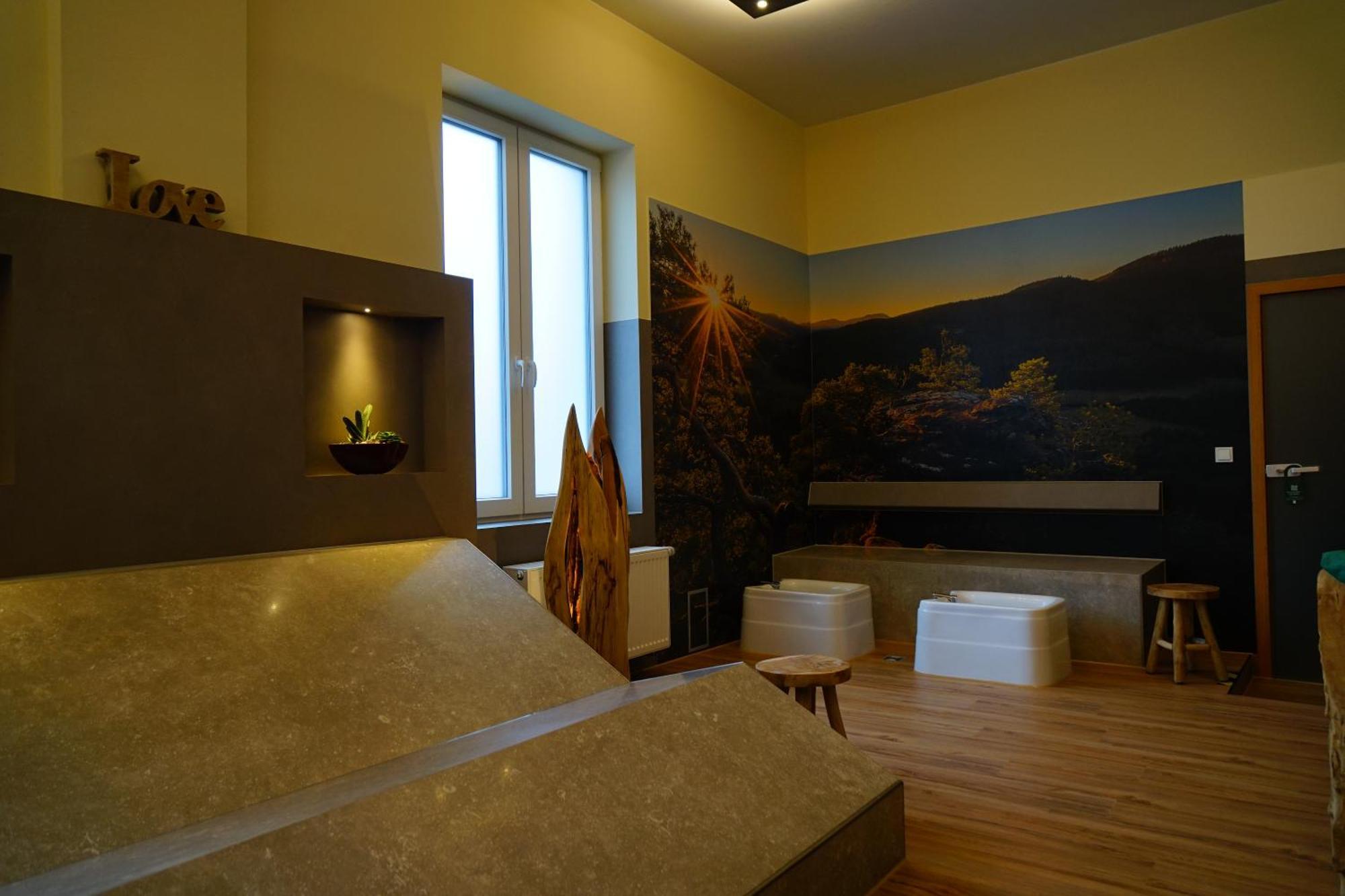 Zum Ochsen Hotel Хауенщайн Екстериор снимка